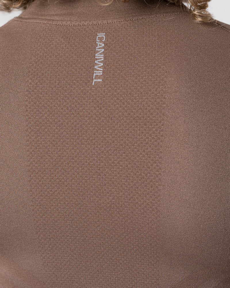 define cropped 1/4 zip desert sand