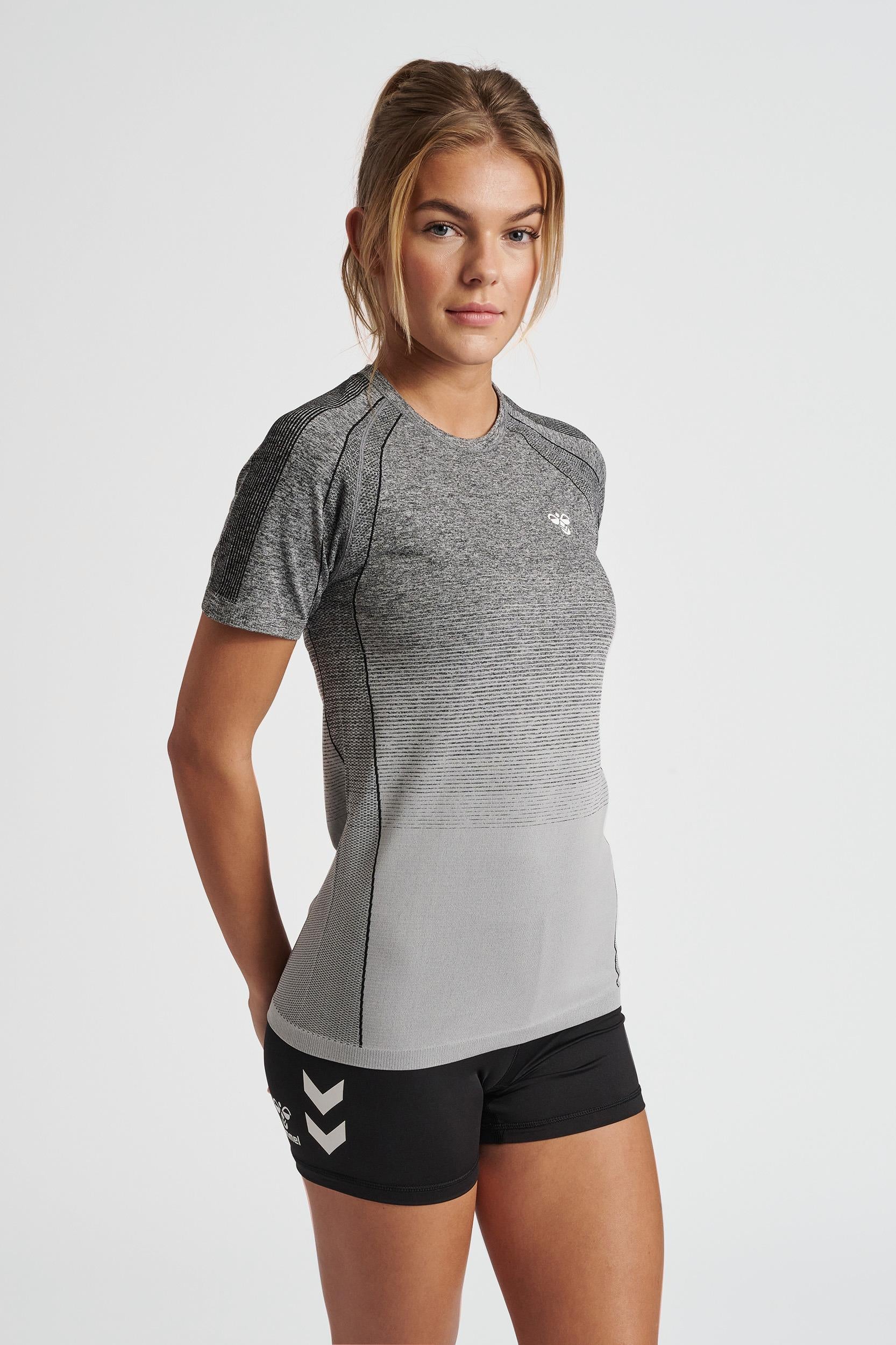 HUMMEL - Hmlgg12 Training Seamless S/s Woman - Black Melange