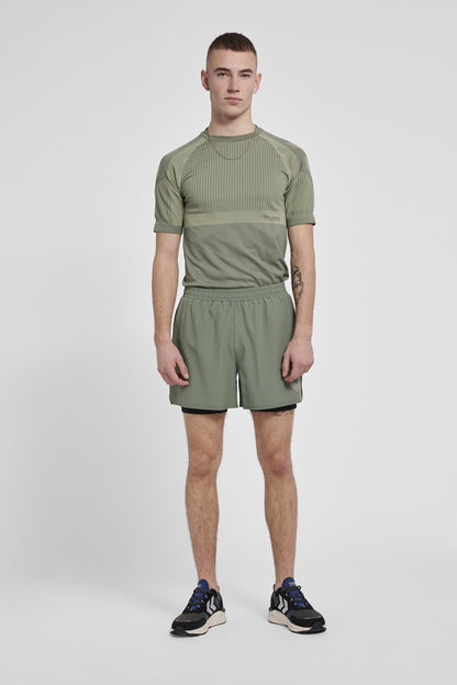 HUMMEL - Hmlmt Unit Seamless T-shirt - Laurel Wreath/lily Pad