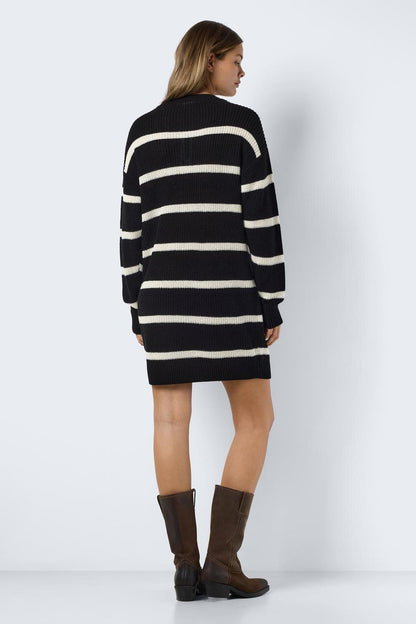 NOISY MAY - Maysa L/s O-neck Knit Dress - Black