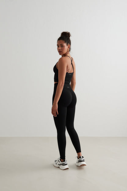 Shape Seamless Tights - Black - for kvinde - aim'n - Tights